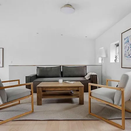 Bright & Inviting Near Aros Art Museum