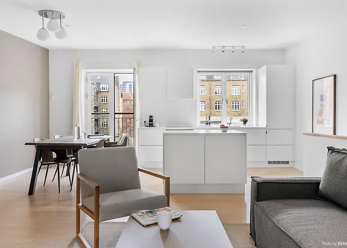 Апартаменты The Hidden Courtyard Loft